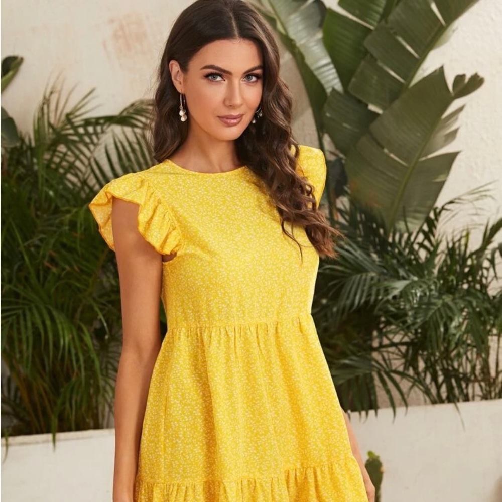 NWT- Emery Rose Butterfly Sleeve Dress Size Small - Picture 3 of 13